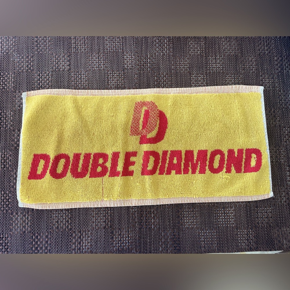 British 1980’s Pub Towel “Double Diamond”